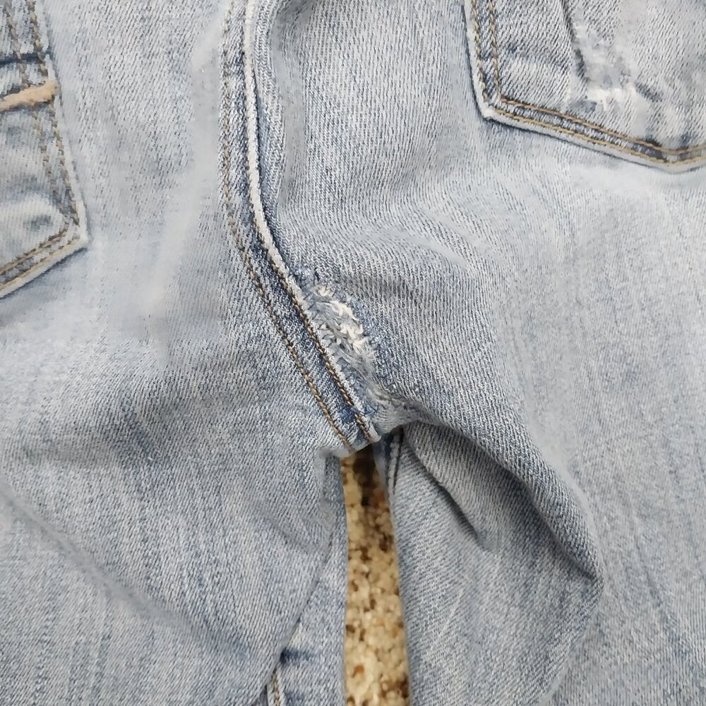 3035 Size 12 American Eagle Upcycled Ruffle Leg Jeans - Picture 6 of 8